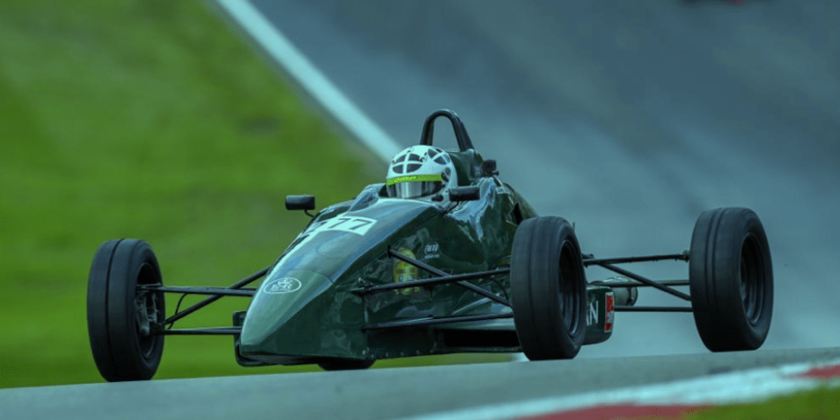 Formula Ford 1600 Van Diemen RF04