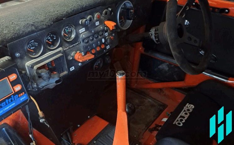Datsun 1600 rally car